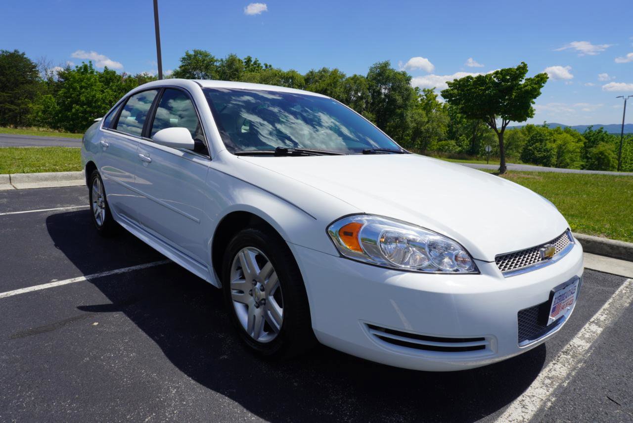 Used 2013 Chevrolet Impala LT FWD image 3