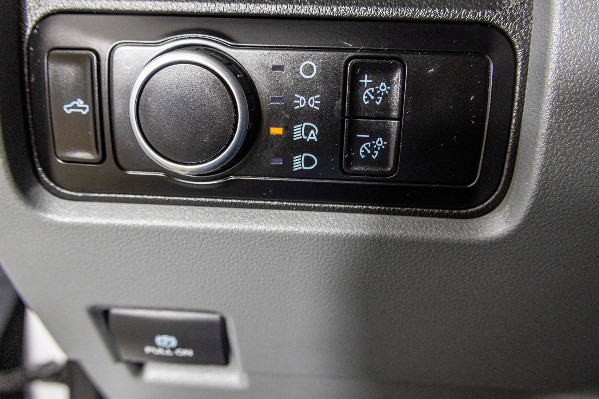 Used 2023 Ford F250 XL w/ 360-Degree Camera Package image 32