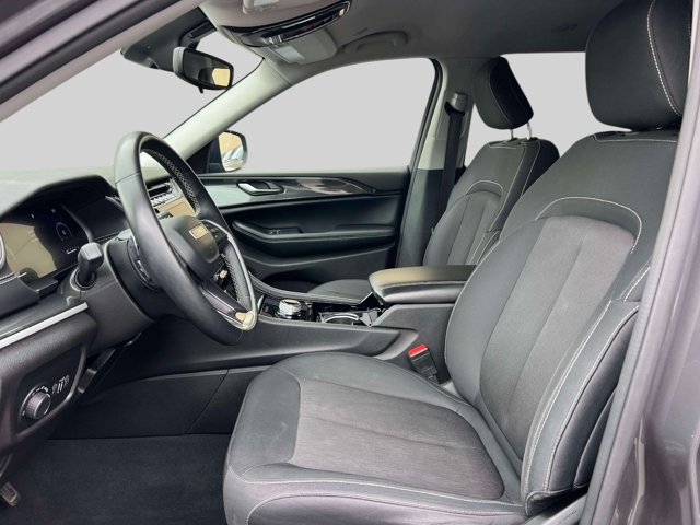 Used 2022 Jeep Grand Cherokee L Laredo w/ Luxury Tech Group I AWD/4WD image 13