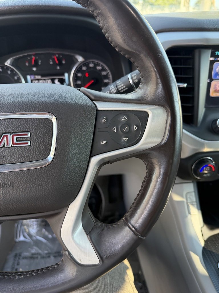 Used 2017 GMC Acadia SLT image 20