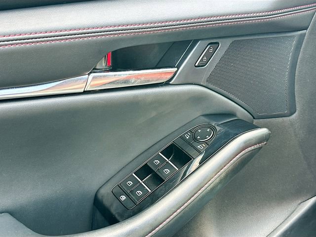 Used 2024 MAZDA MAZDA3 s image 17