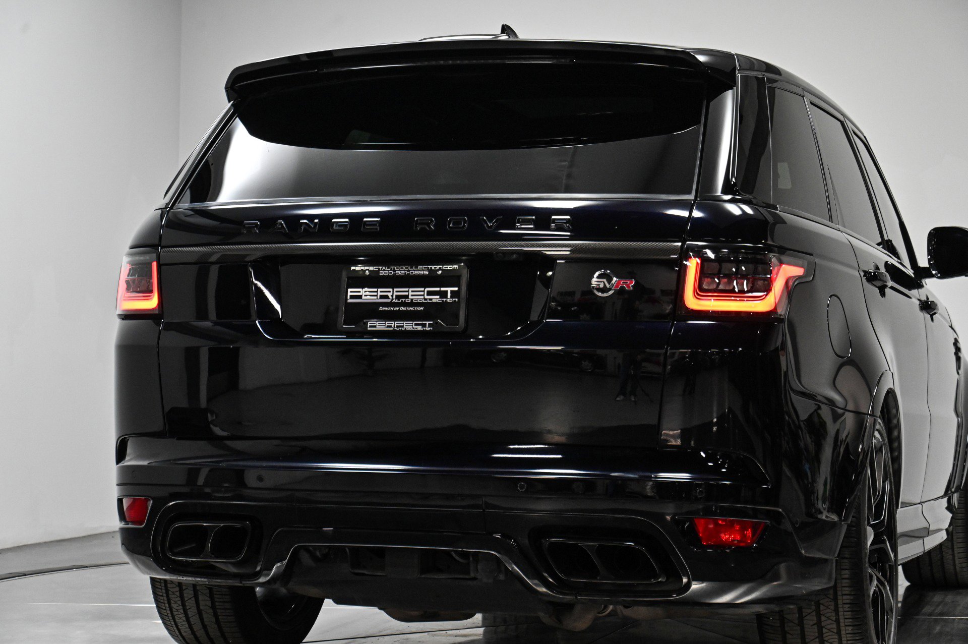 Used 2022 Land Rover Range Rover Sport SVR Carbon Edition image 56