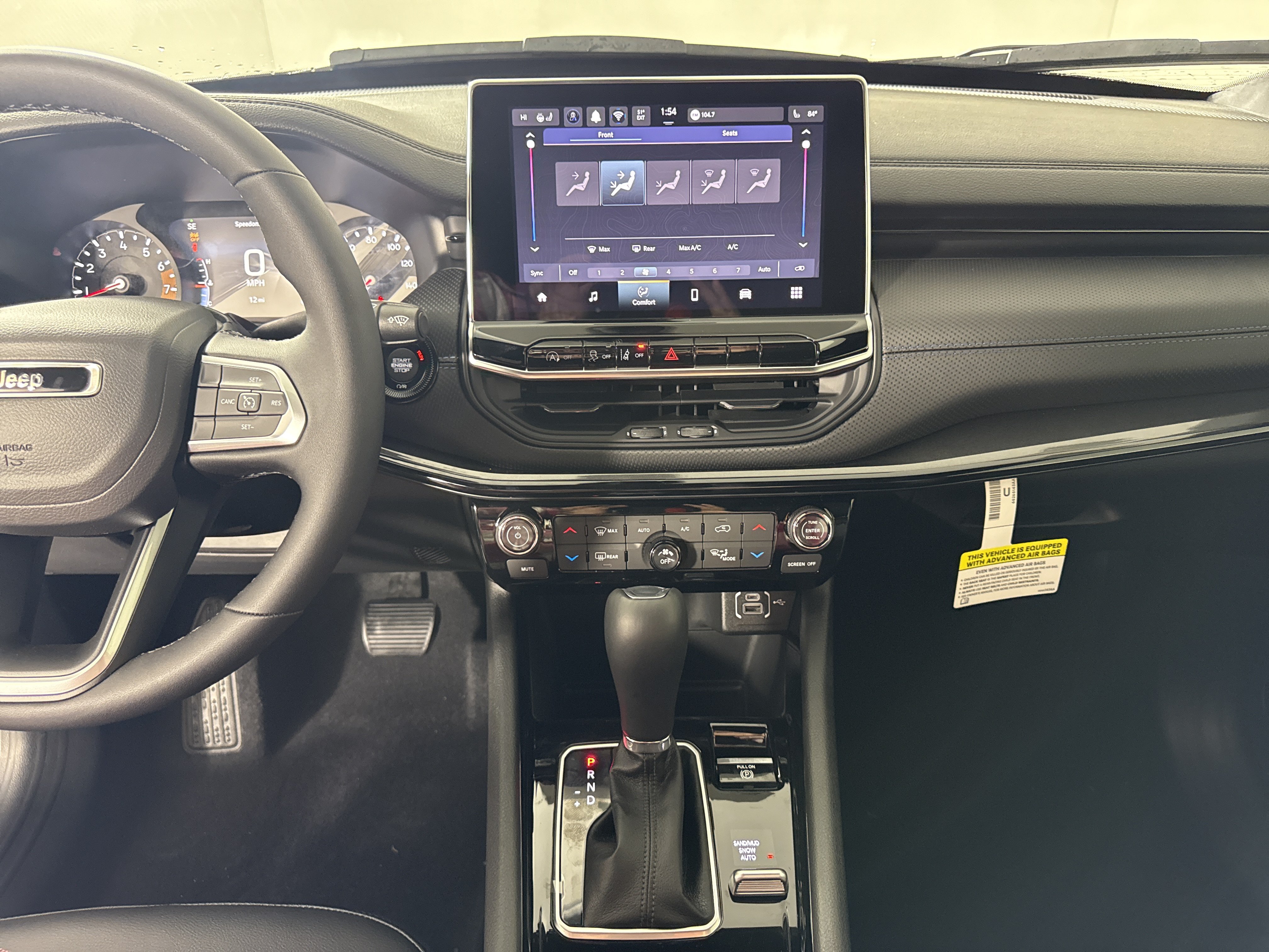 New 2026 Jeep Compass Latitude AWD/4WD image 25