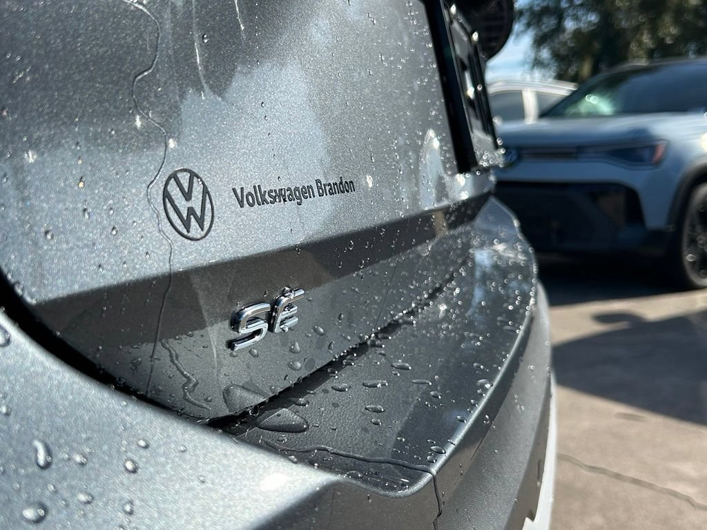New 2026 Volkswagen Tiguan SE FWD image 45