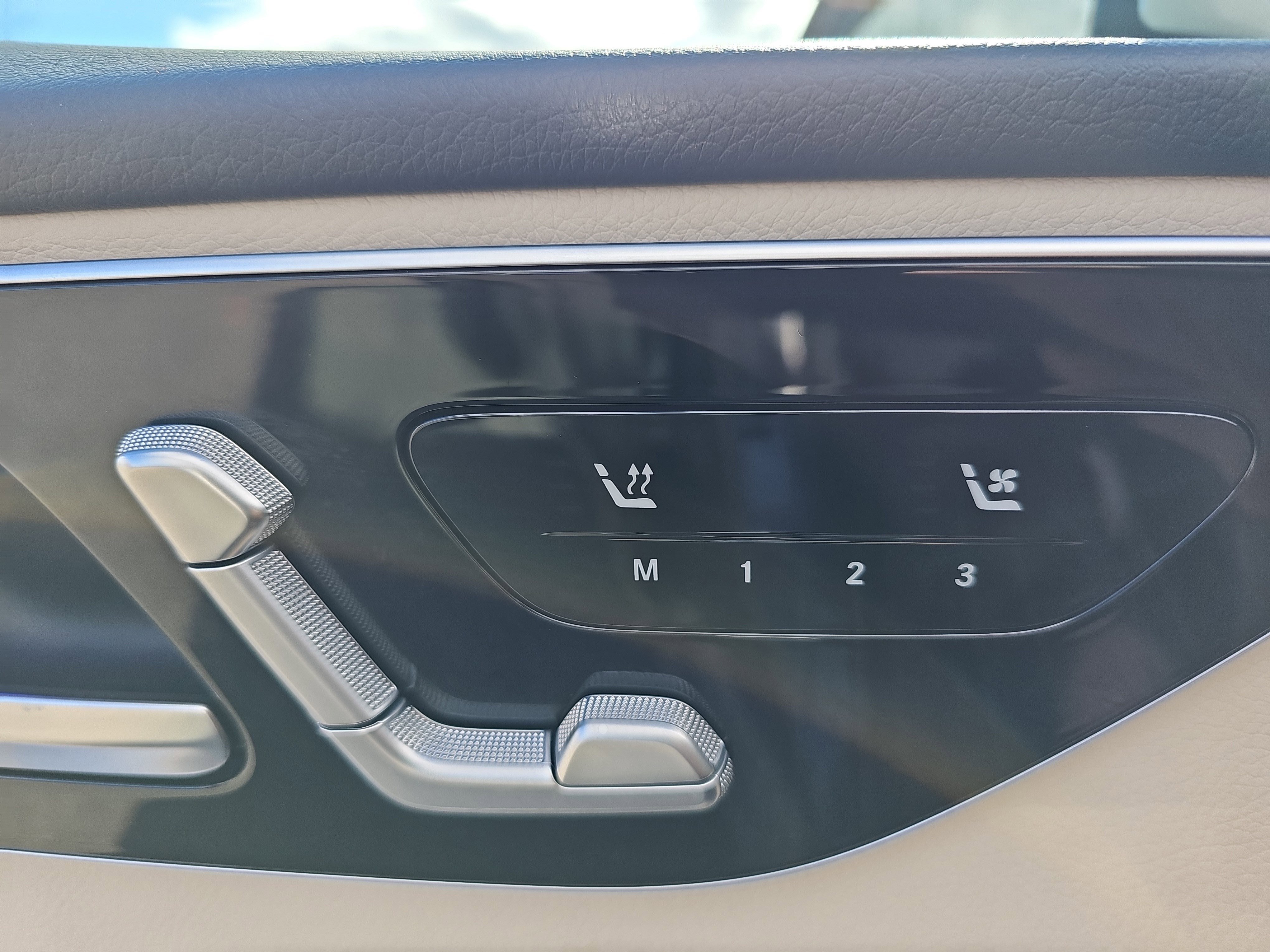 Certified 2022 Mercedes-Benz C 300 Sedan image 32