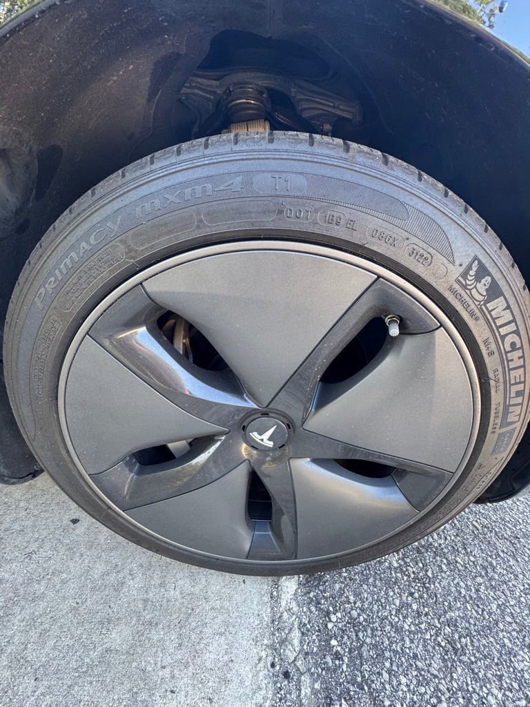 Used 2018 Tesla Model 3 Performance AWD/4WD image 7
