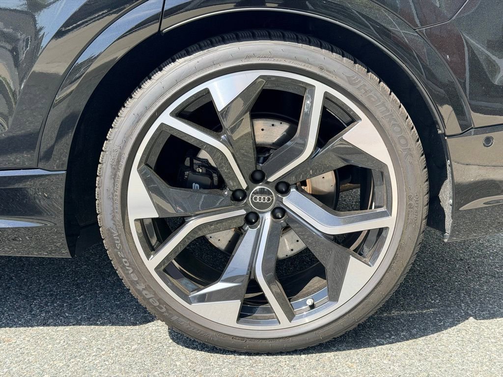 Used 2024 Audi RS Q8 AWD/4WD image 28