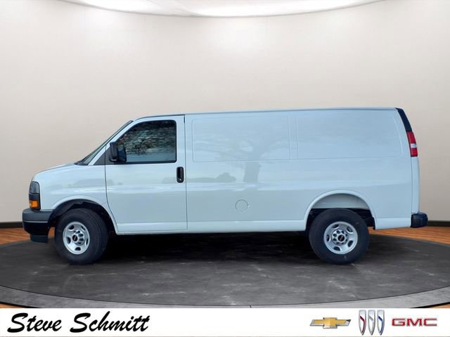 New 2026 GMC Savana 2500 w/ Driver Convenience Package RWD image 2