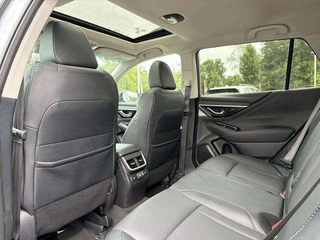 Used 2021 Subaru Outback Limited AWD/4WD image 12