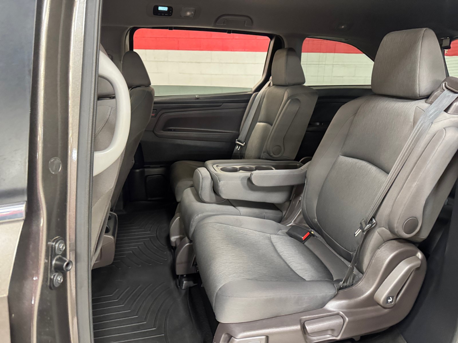 Used 2019 Honda Odyssey EX image 16