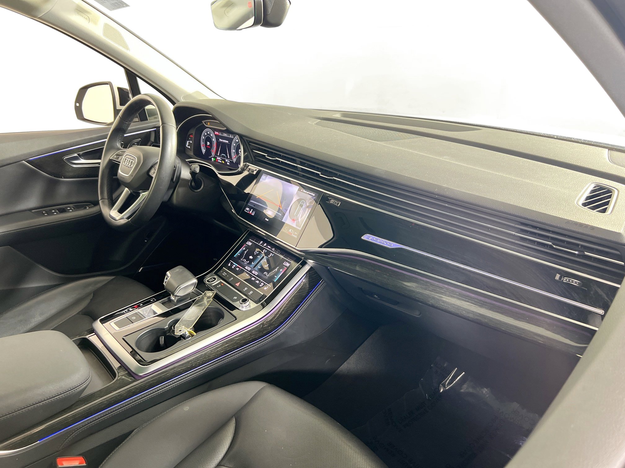 Used 2022 Audi Q7 Premium Plus w/ Premium Plus Package image 30