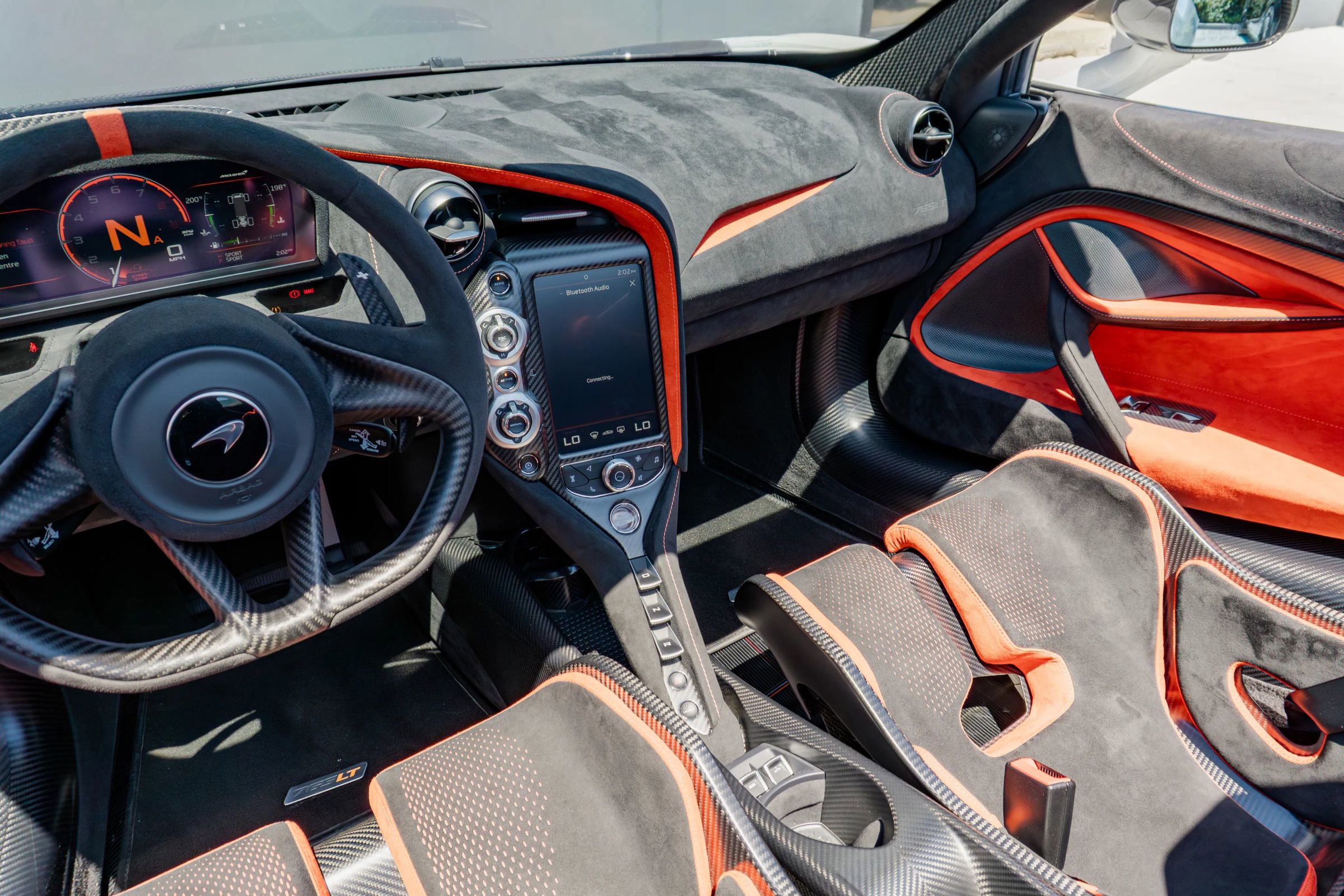 Used 2022 McLaren 765LT RWD image 20