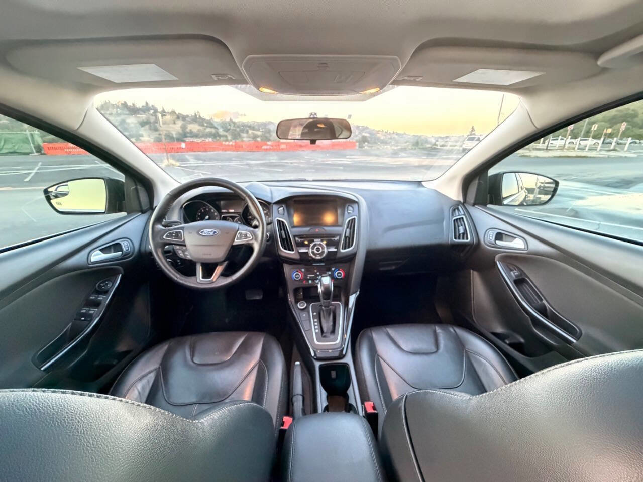 Used 2017 Ford Focus Titanium image 23