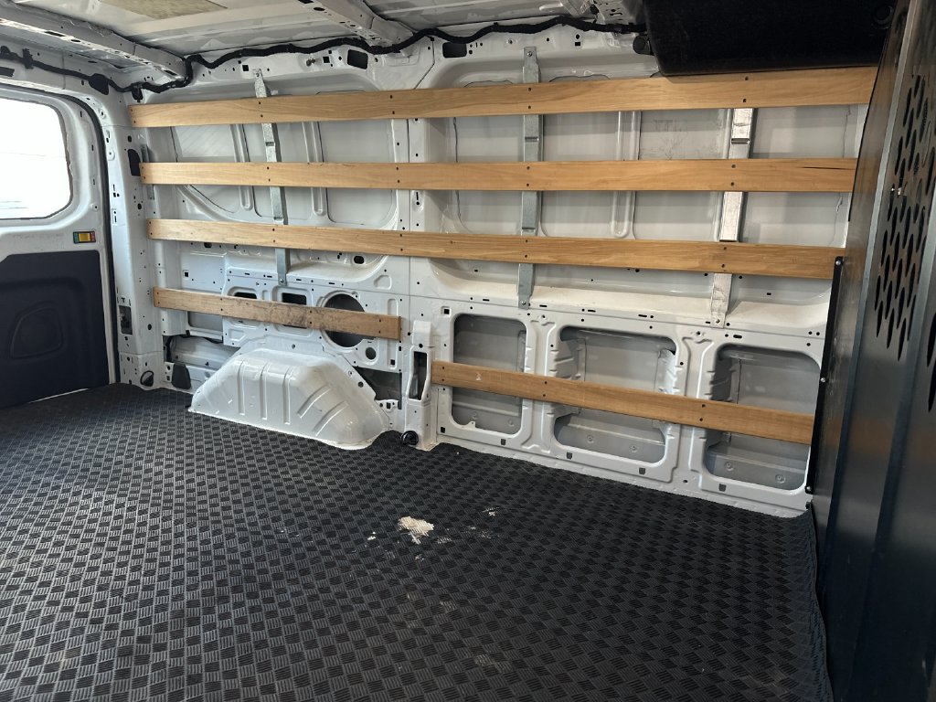 Used 2025 Ford Transit 250 Low Roof w/ Exterior Upgrade Package RWD image 11