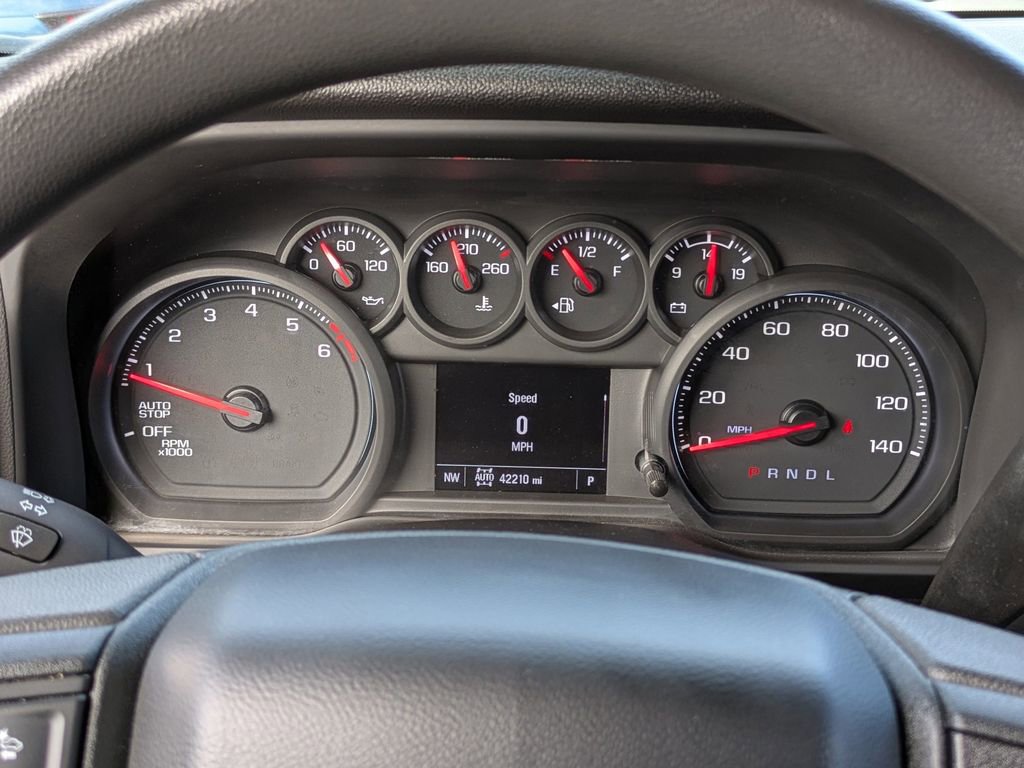 Used 2024 Chevrolet Silverado 1500 Custom Trail Boss w/ LPO, Dark Essentials Package image 29