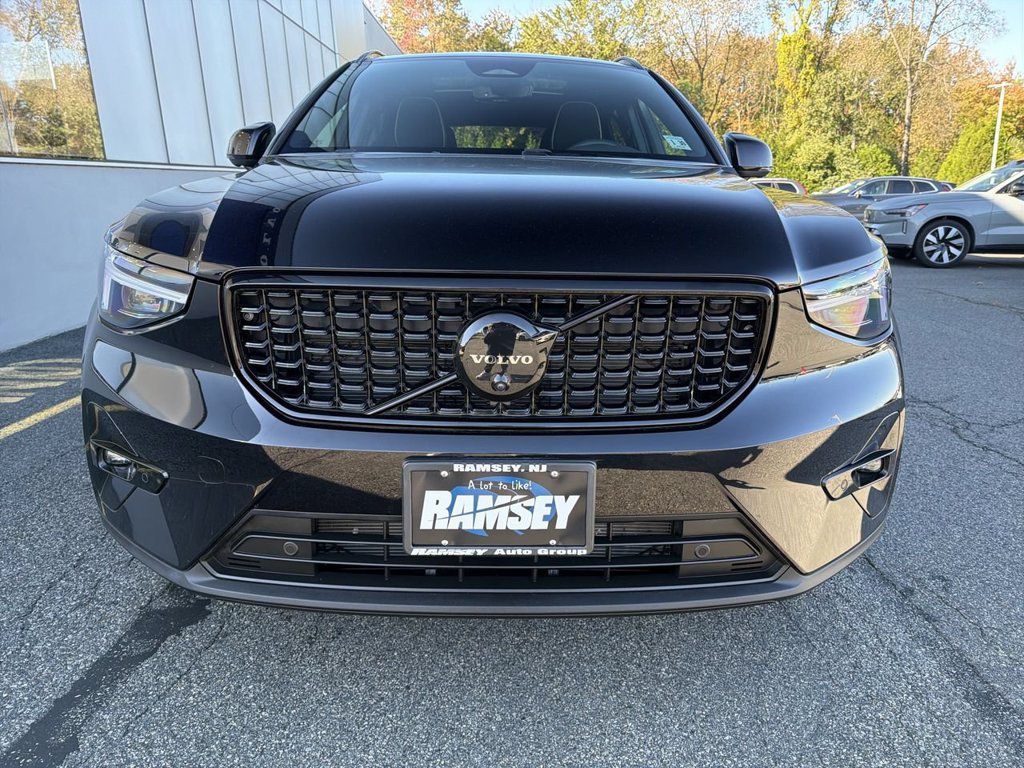 New 2026 Volvo XC40 B5 Ultra w/ Climate Package AWD/4WD image 3