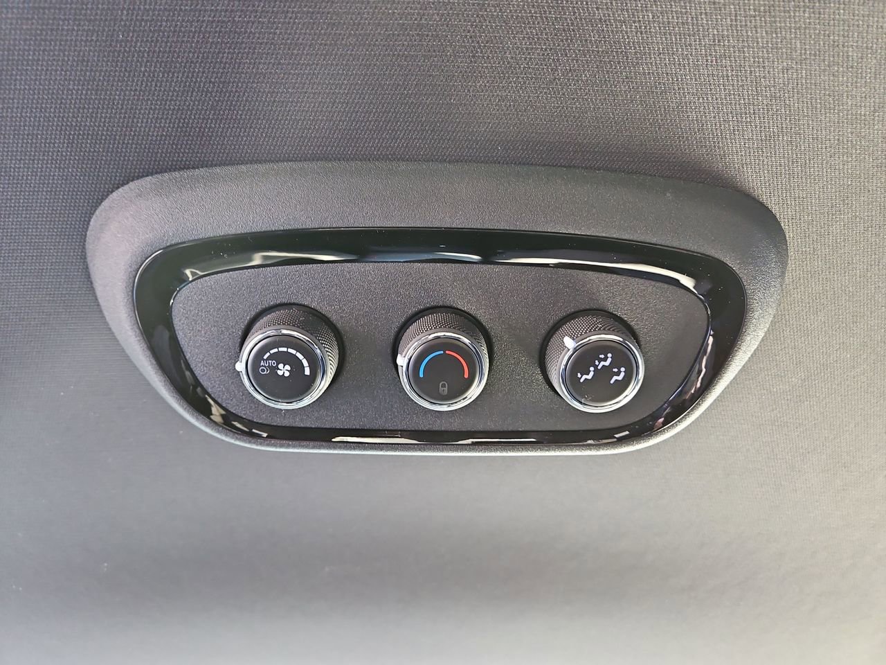 New 2026 Dodge Durango GT w/ Blacktop Package image 17