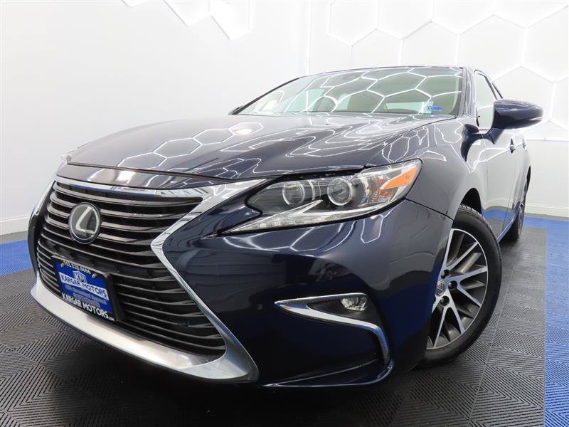 Used 2017 Lexus ES 350 w/ Luxury Package
