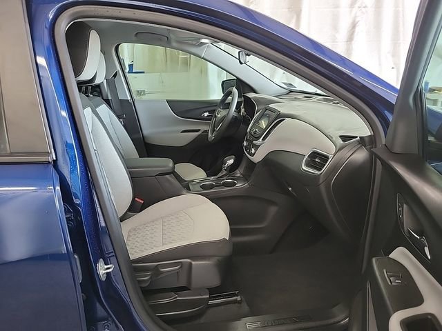 Used 2023 Chevrolet Equinox LS w/ Driver Confidence II Package FWD image 11