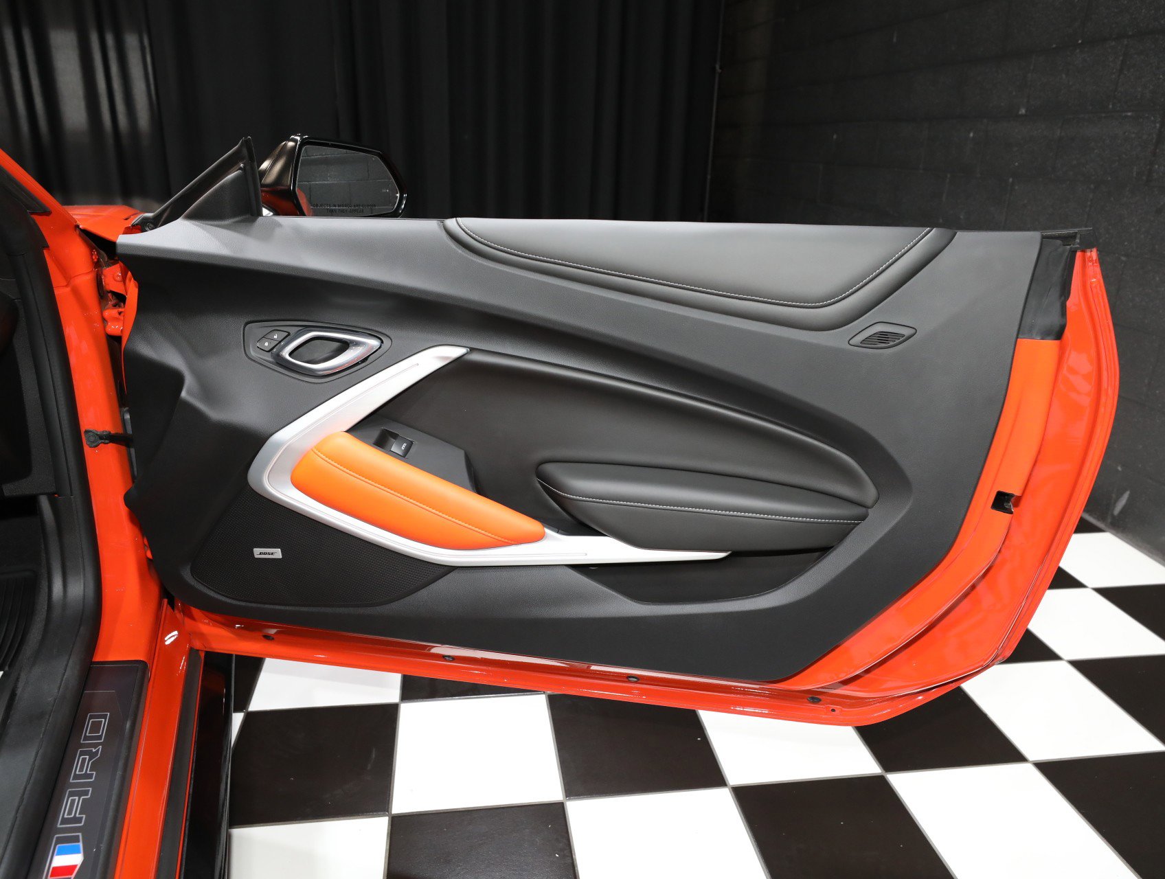 Used 2020 Chevrolet Camaro SS RWD image 50