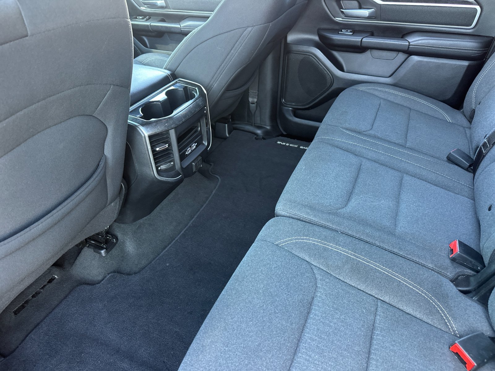 Used 2020 RAM 1500 Big Horn AWD/4WD image 12