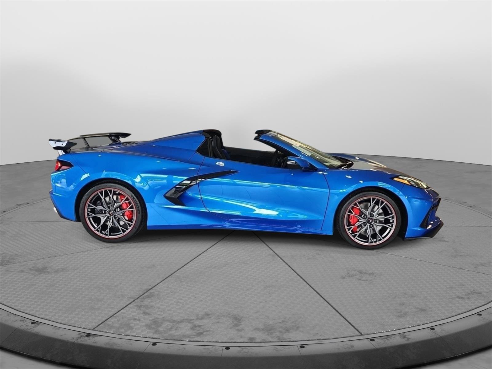 New 2026 Chevrolet Corvette Stingray Convertible w/ Z51 Performance Package RWD image 4