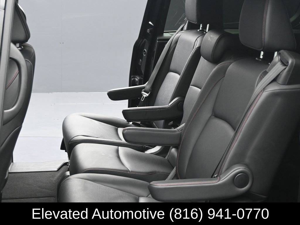 Used 2025 Honda Odyssey Sport-L image 22