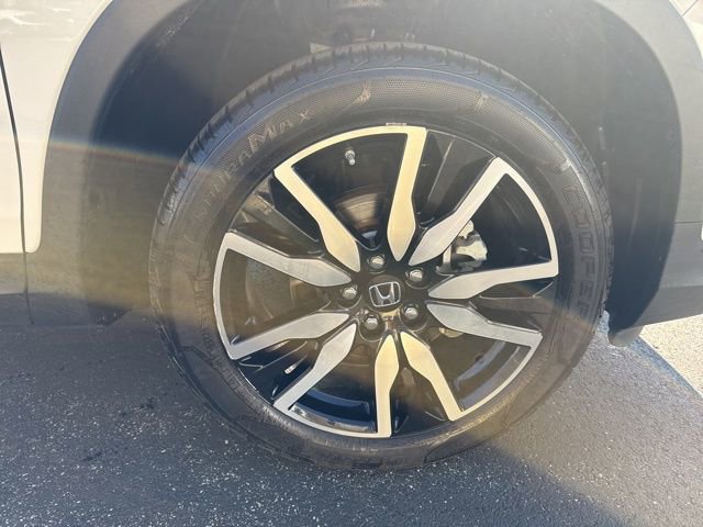 Used 2021 Honda Pilot Touring image 27