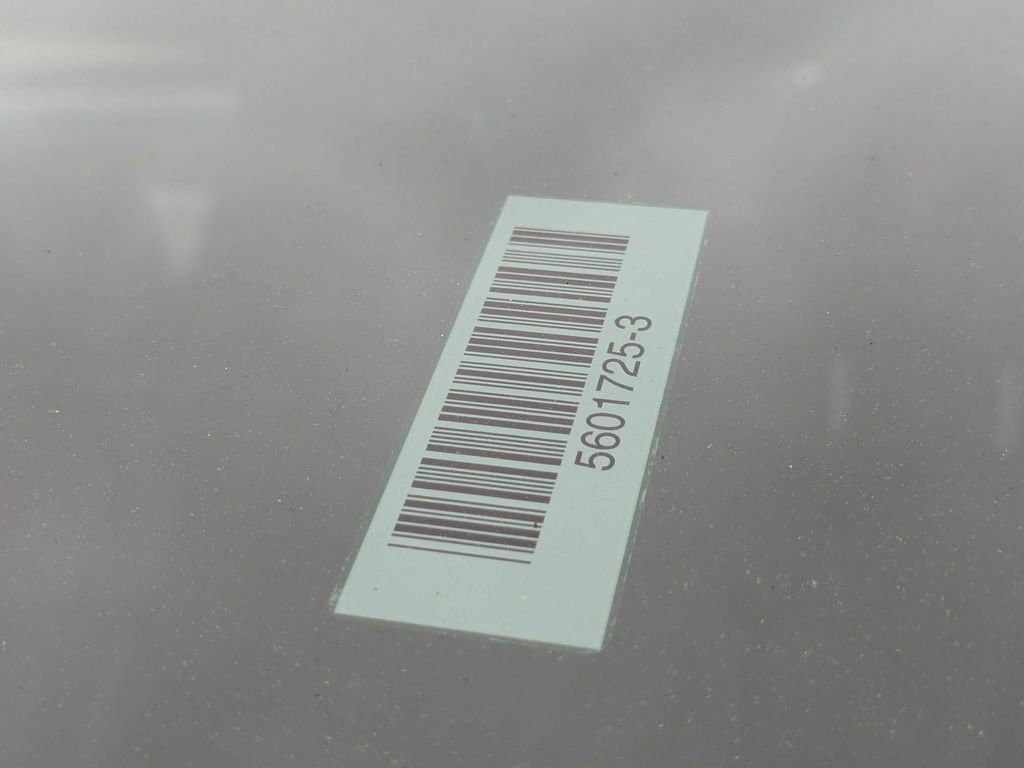 Used 2025 Kia Carnival image 32