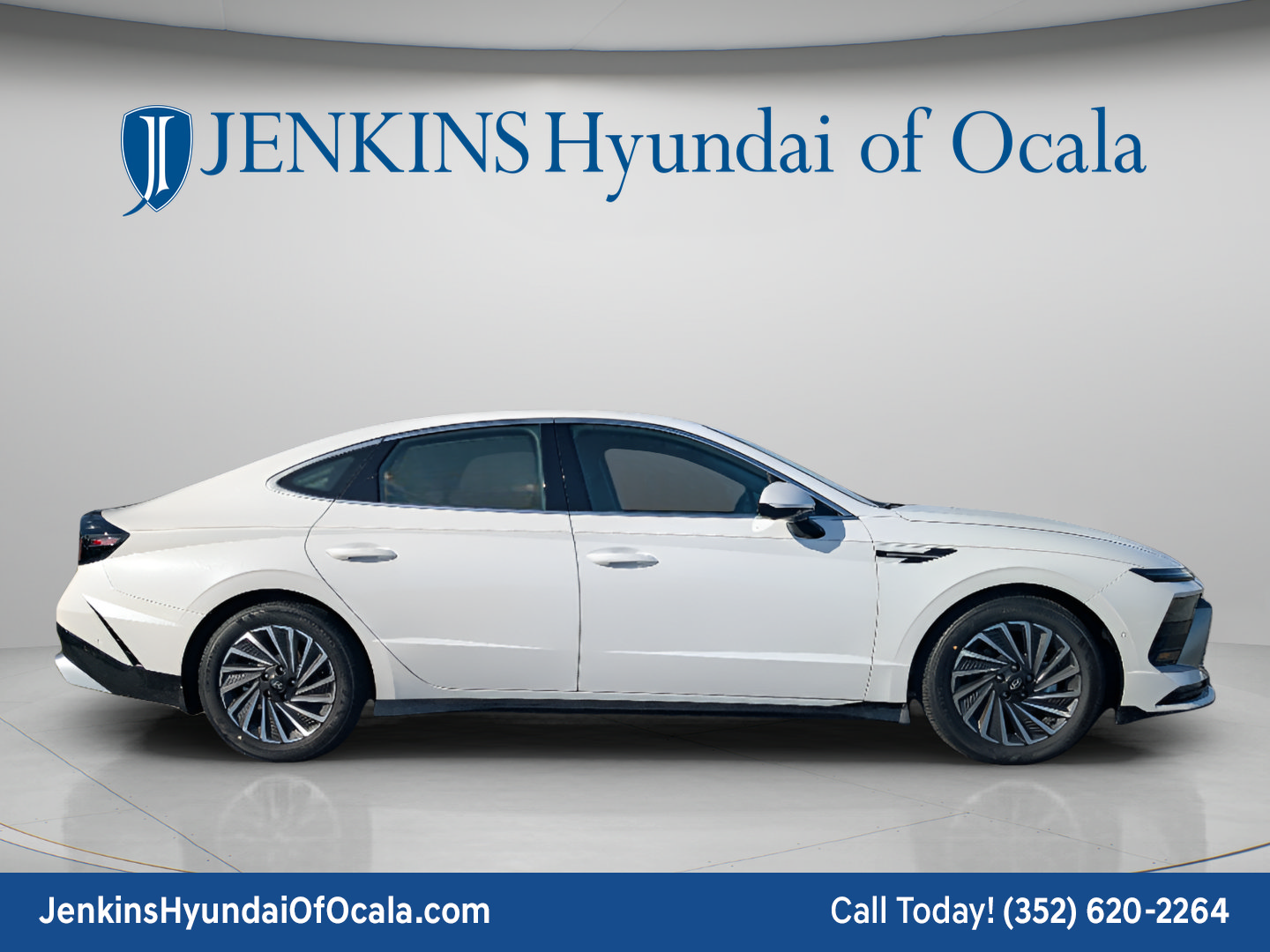 New 2026 Hyundai Sonata Limited FWD image 2