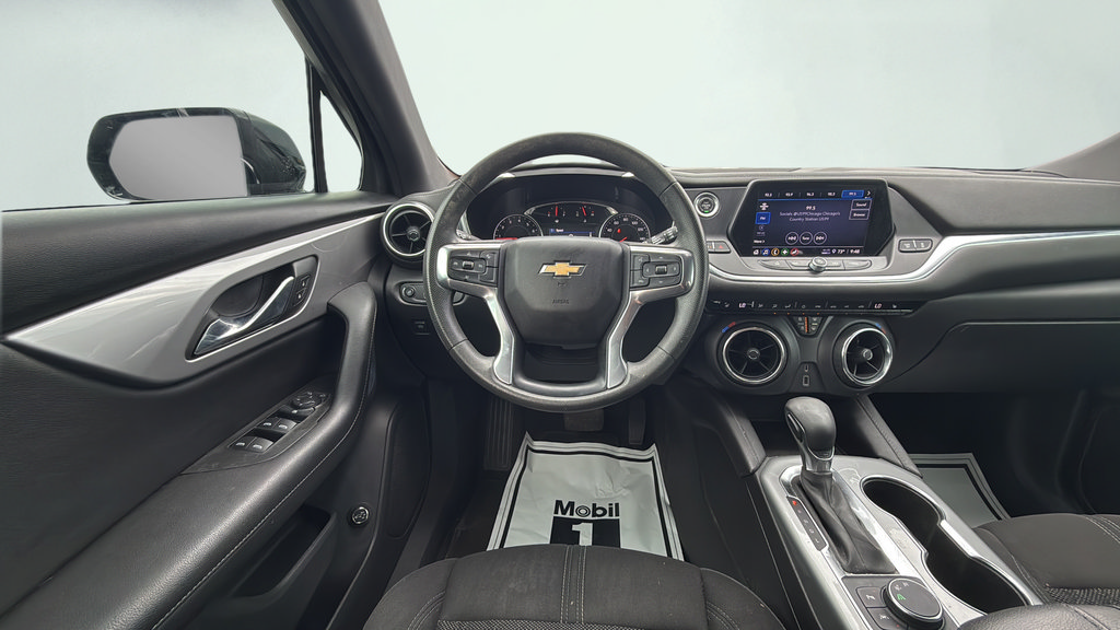 Used 2021 Chevrolet Blazer LT FWD image 32