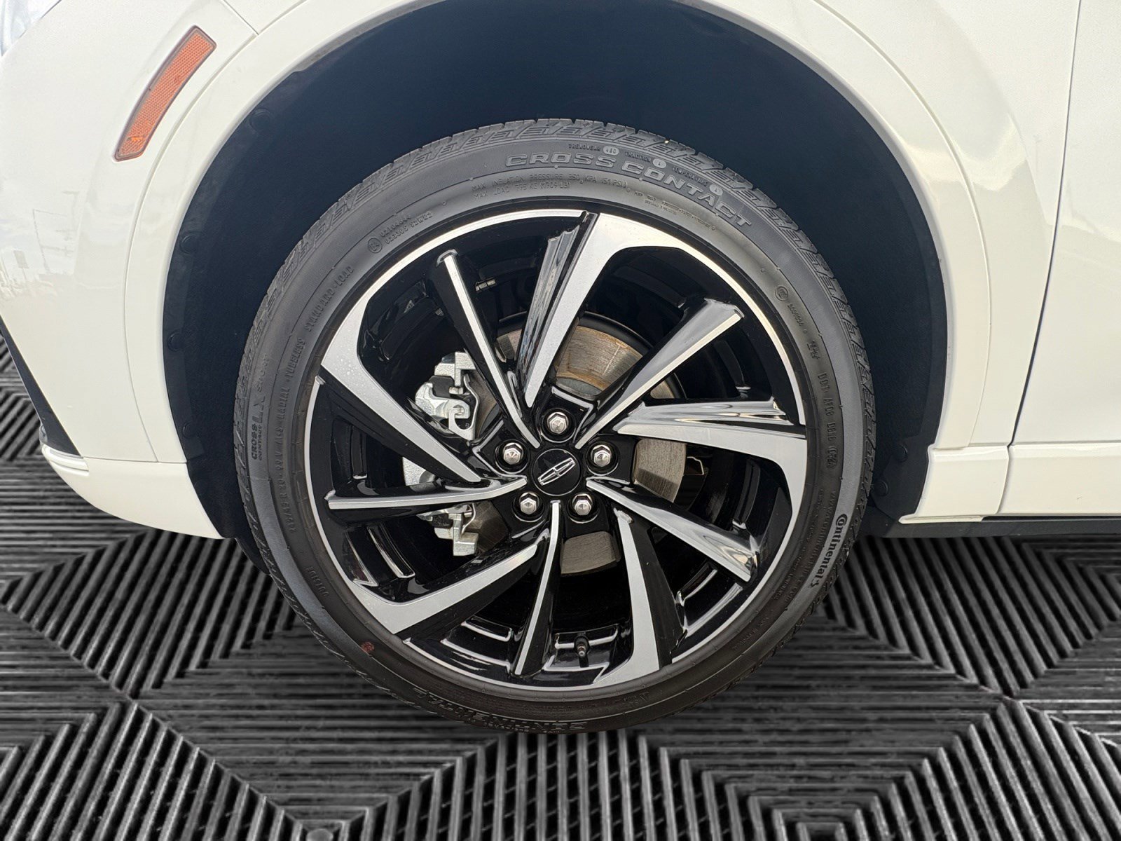 Certified 2024 Lincoln Corsair Grand Touring w/ Equipment Group 301A image 14