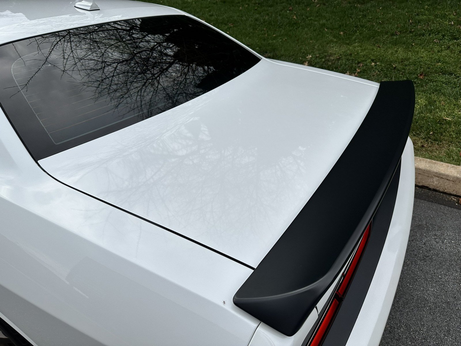 Used 2015 Dodge Challenger SRT Hellcat RWD image 97