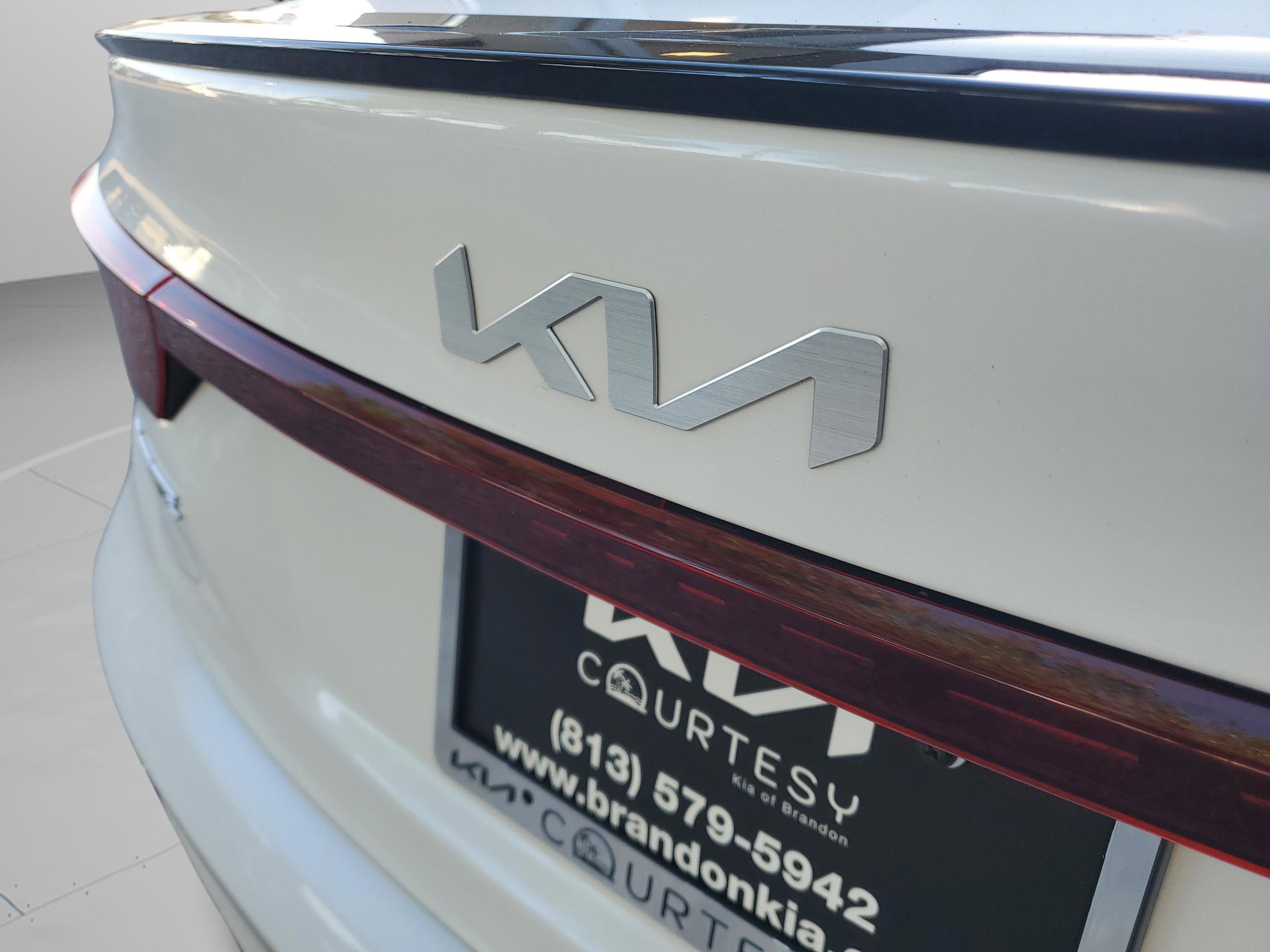 Certified 2024 Kia Forte GT-Line FWD image 32