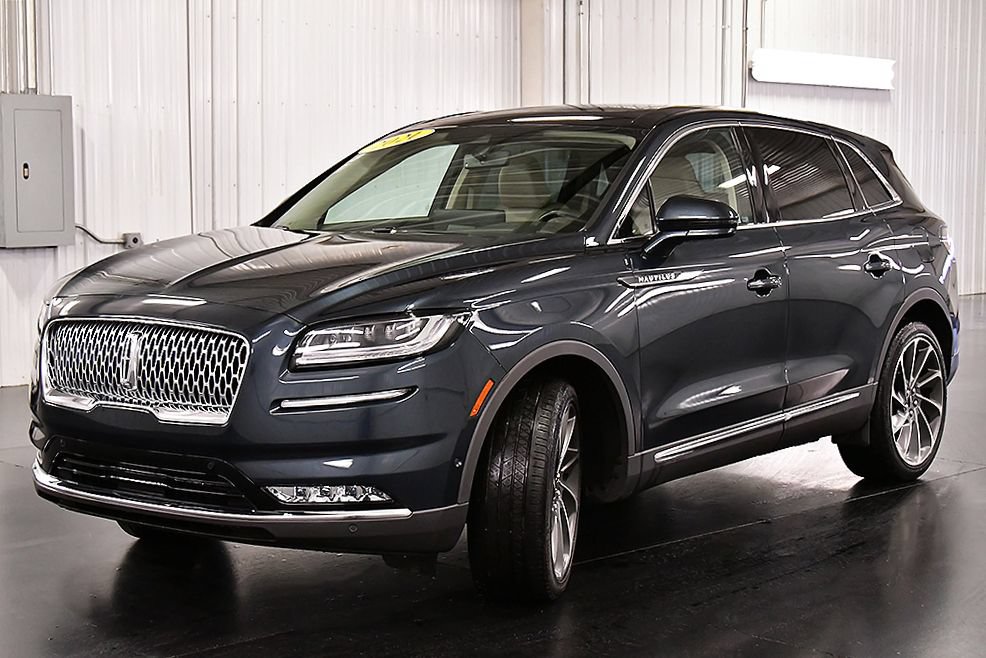 Used 2021 Lincoln Nautilus Reserve w/ Equipment Group 202A AWD/4WD image 3