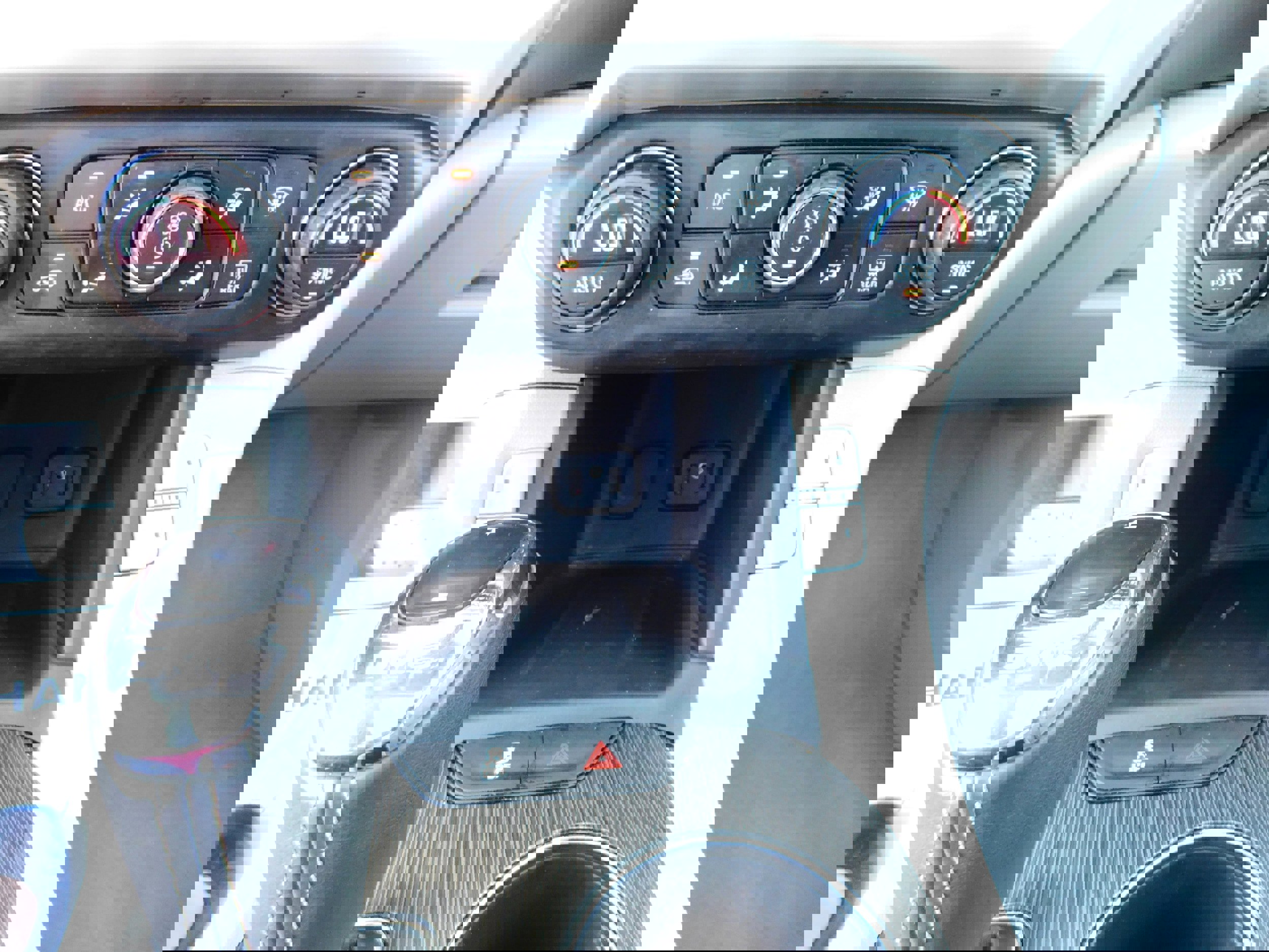 Used 2018 GMC Acadia SLT image 21