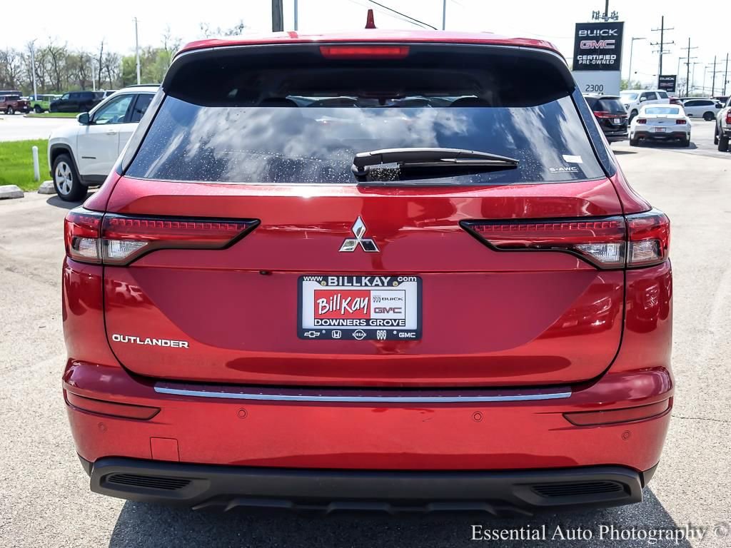 Used 2022 Mitsubishi Outlander ES AWD/4WD image 6