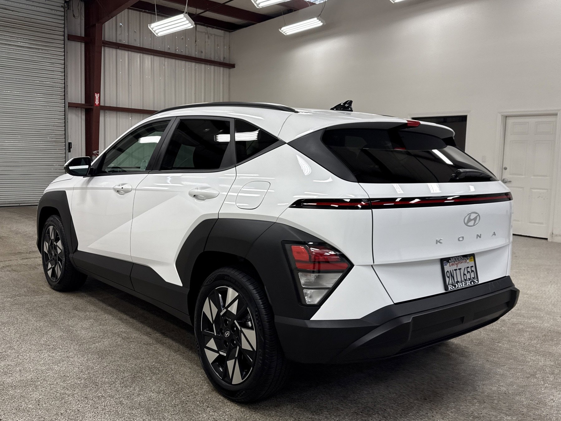 Used 2025 Hyundai Kona SEL image 15