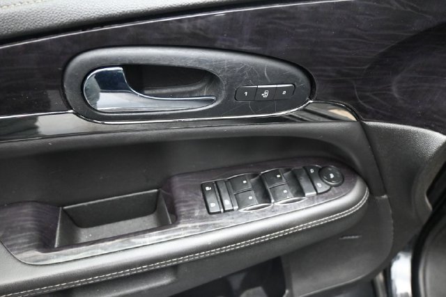 Used 2015 Buick Enclave Leather AWD/4WD image 24