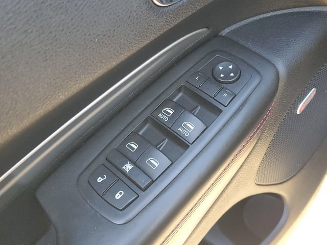 Used 2016 Dodge Durango R/T w/ Technology Group AWD/4WD image 14