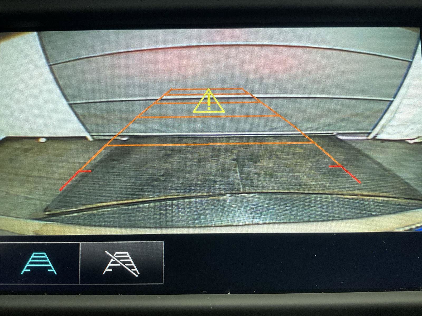 Used 2018 Chevrolet Equinox LT AWD/4WD image 16