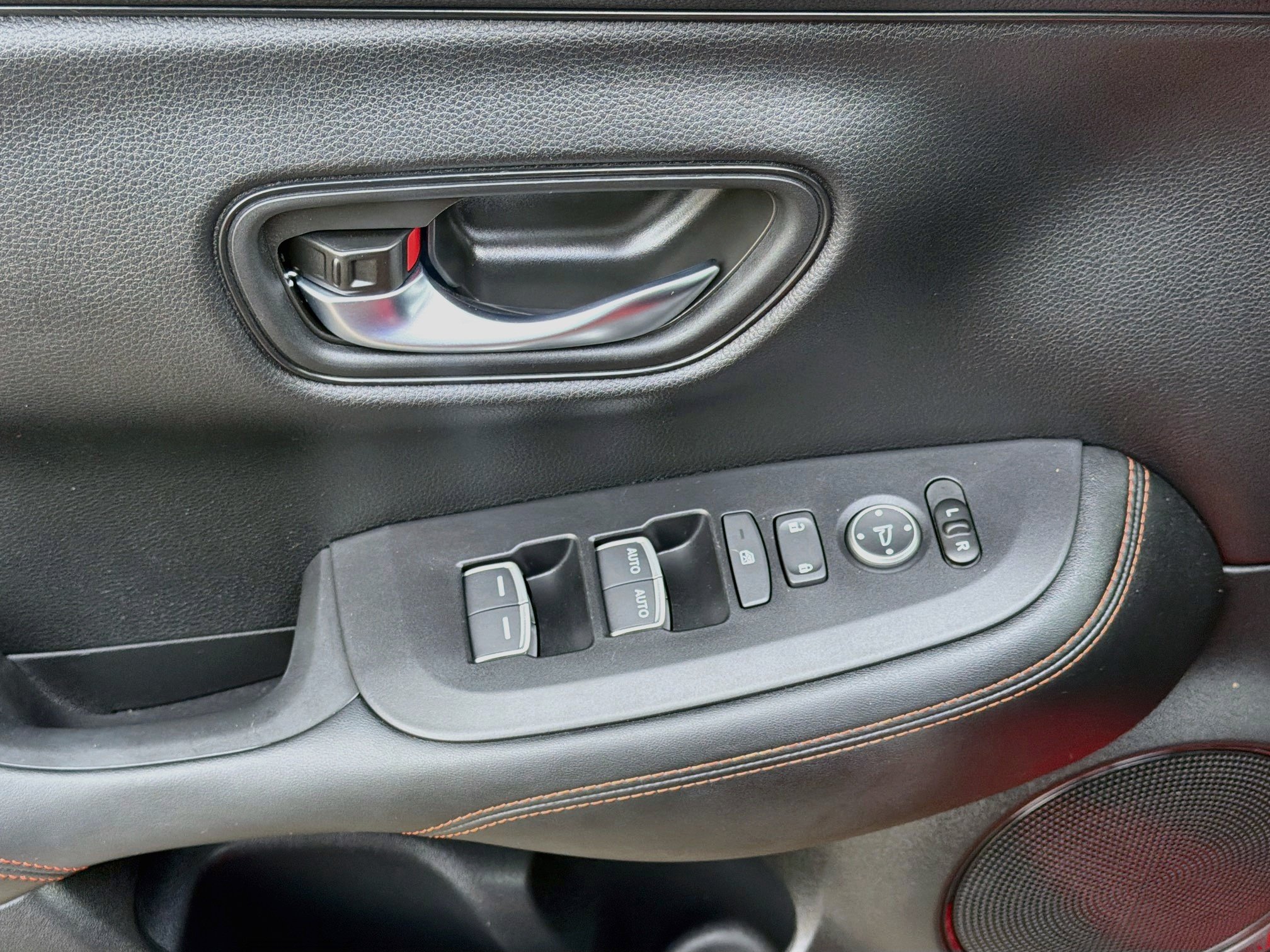 Certified 2024 Honda HR-V Sport image 16