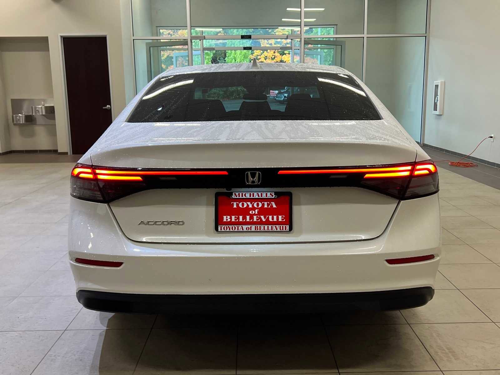 Used 2023 Honda Accord LX image 5