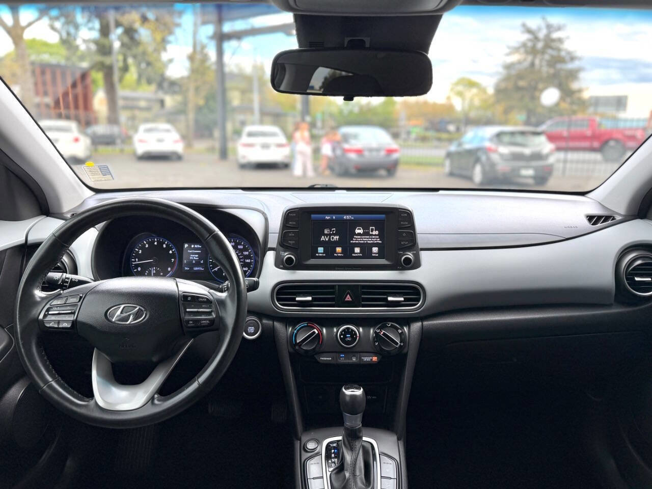 Used 2020 Hyundai Kona SEL FWD image 10