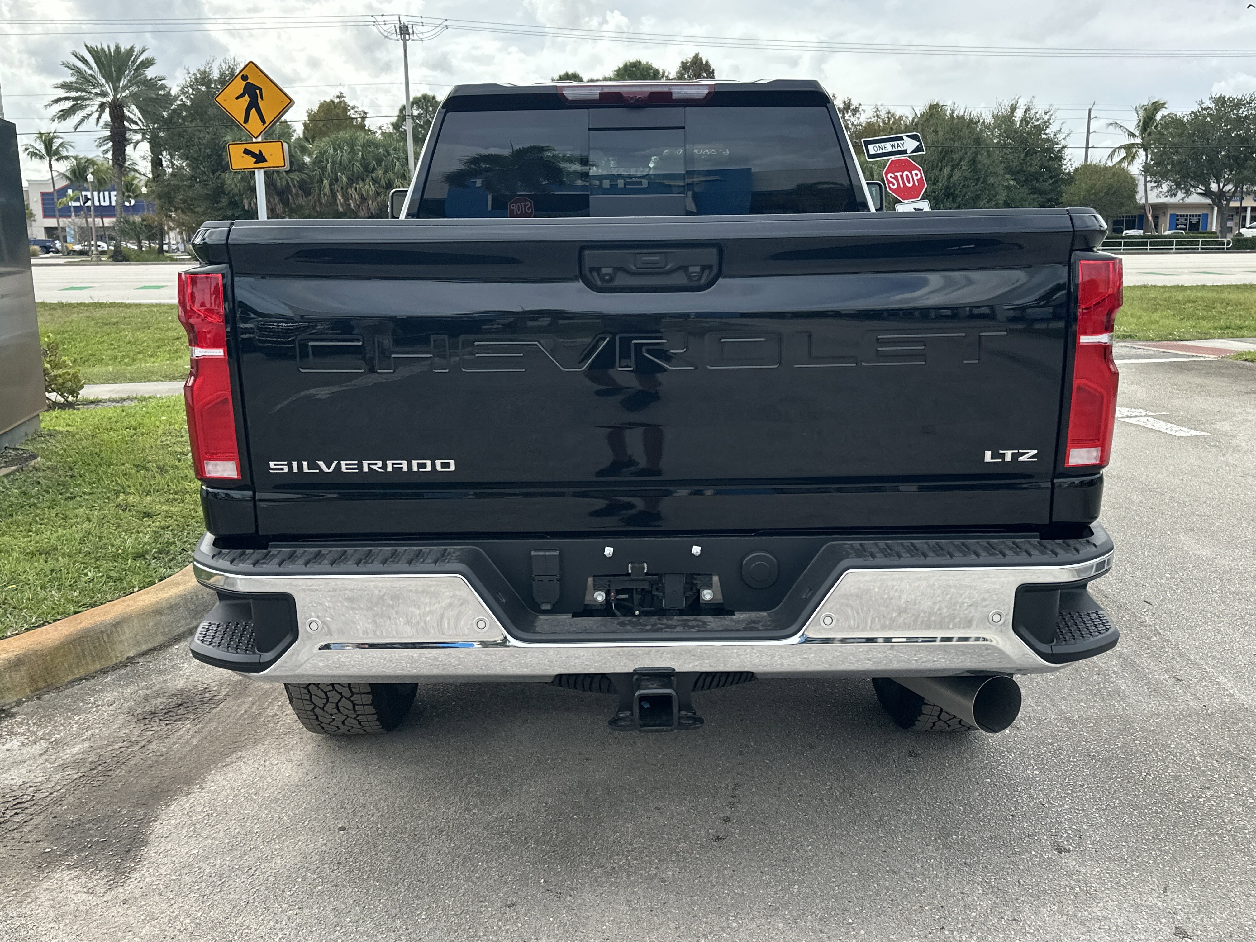 New 2026 Chevrolet Silverado 2500 LTZ w/ LTZ Convenience Package image 7