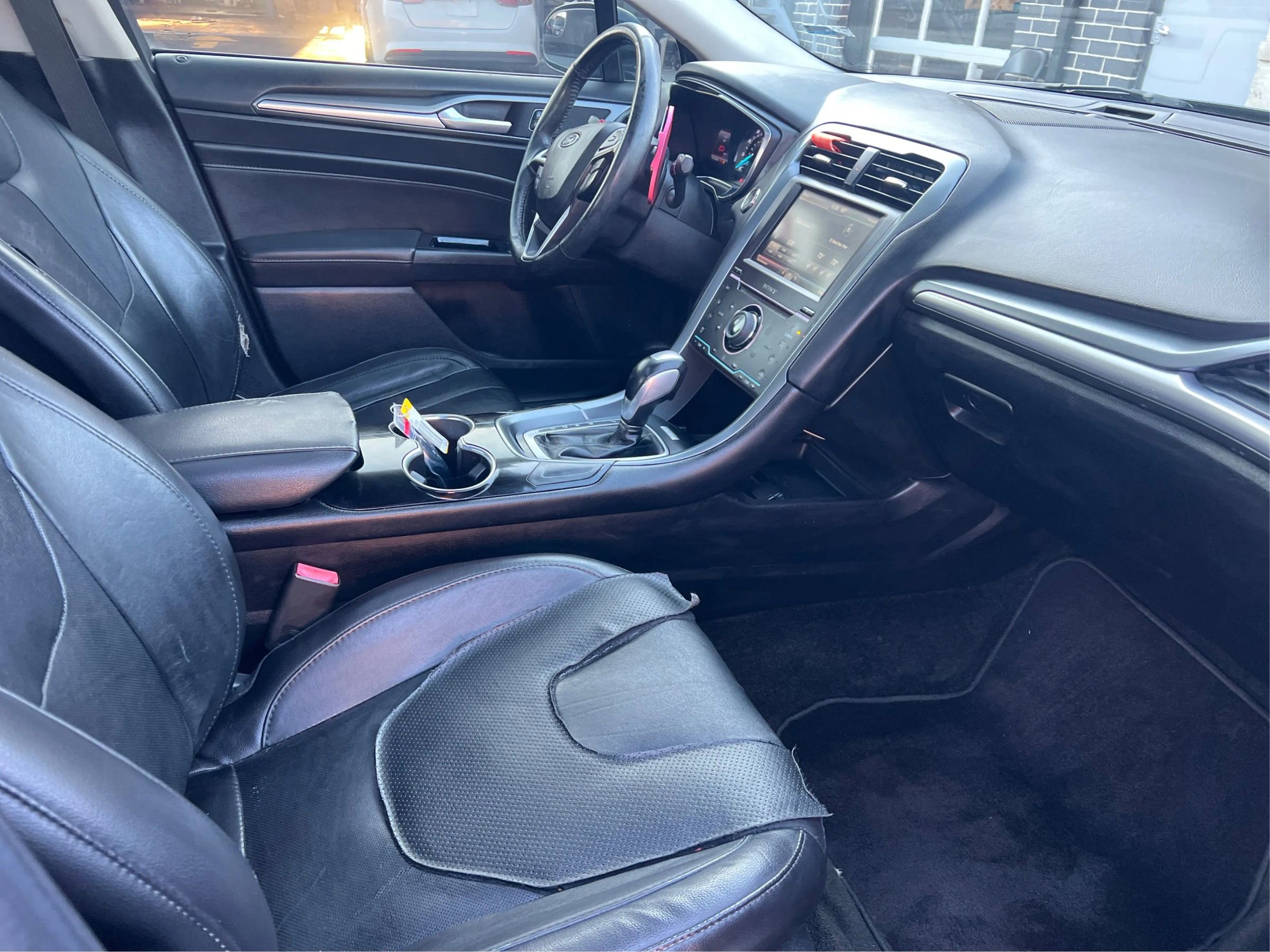 Used 2015 Ford Fusion Titanium image 24