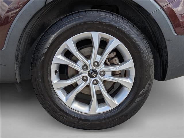 Used 2020 Kia Telluride LX FWD image 24