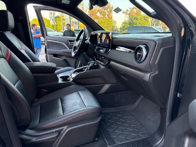 Certified 2024 Chevrolet Colorado Z71 w/ Z71 Convenience Package 2 AWD/4WD image 34