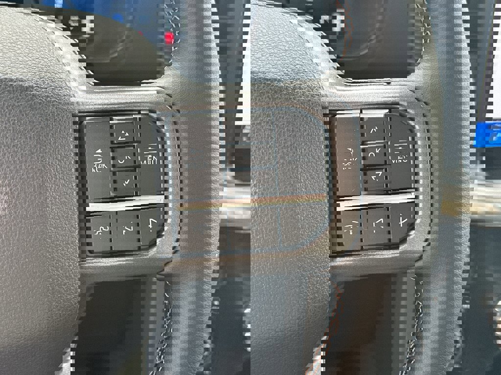 New 2025 Ford F150 Lariat w/ Equipment Group 502A High image 18