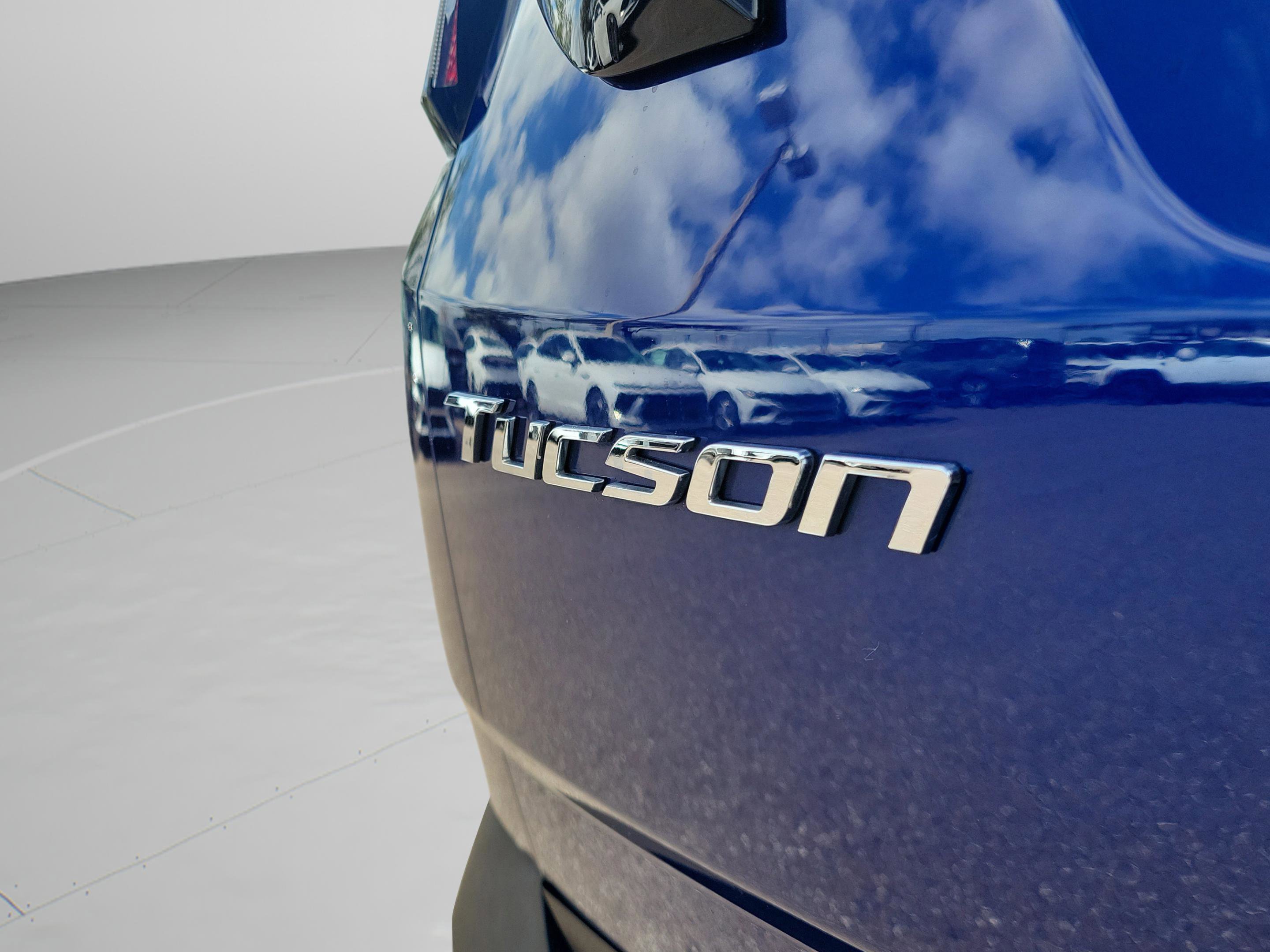 Certified 2022 Hyundai Tucson Limited w/ Cargo Package image 7